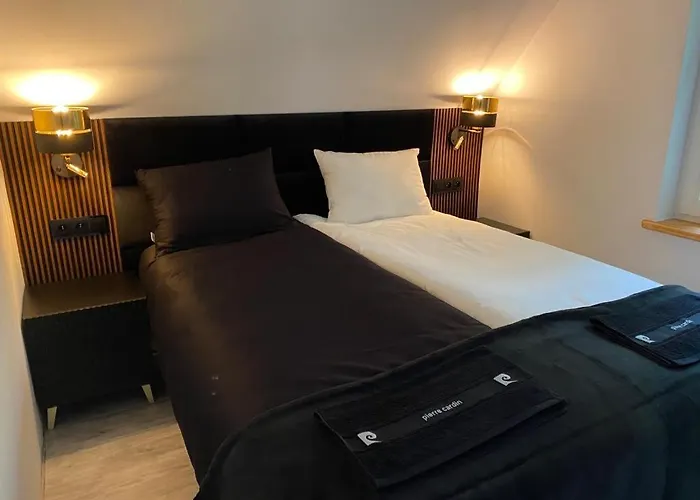 Slow Time Apartment *